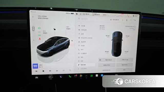 Tesla Model Y id 4629878 из Кореи 8