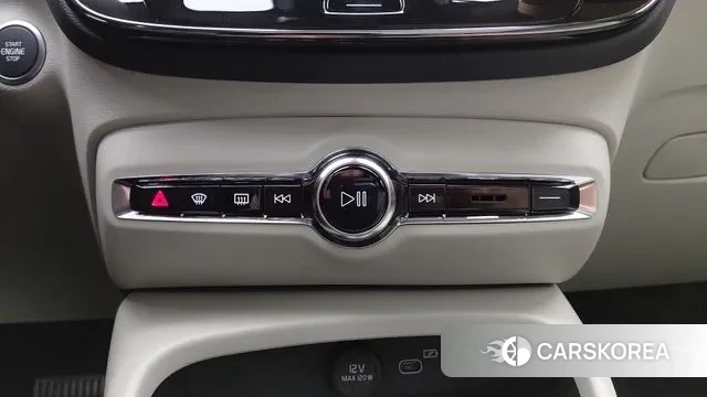 Volvo XC40 id 3565704 из Кореи 8