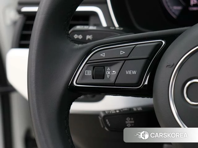 Audi A4L id 4211521 из Китая 8