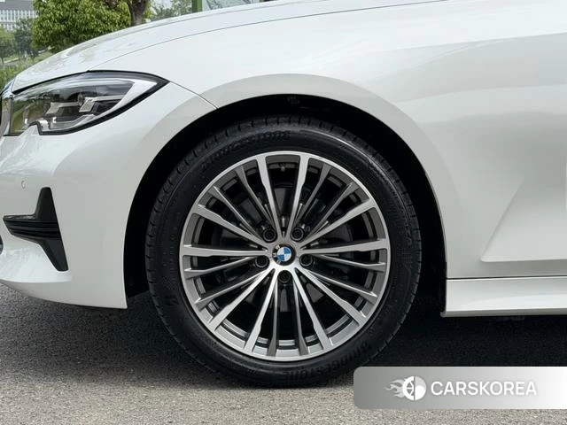 BMW 3 series id 4353401 из Китая 8