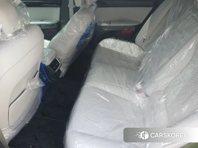 Hyundai Grandeur (GN7) id 3126780 из Кореи 8