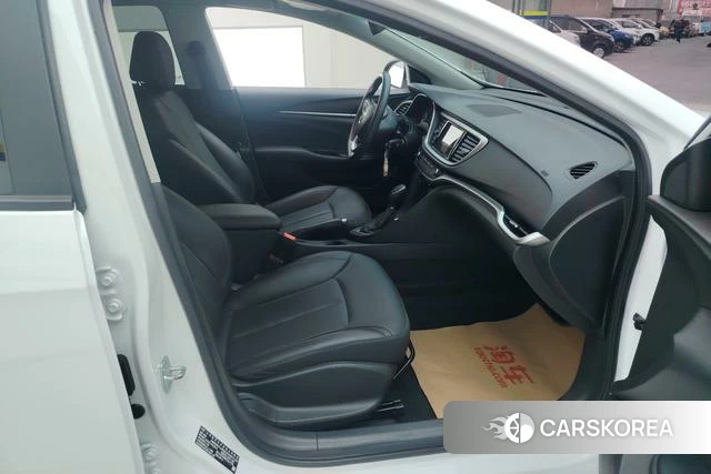 Buick Yinglang id 3825256 из Китая 8