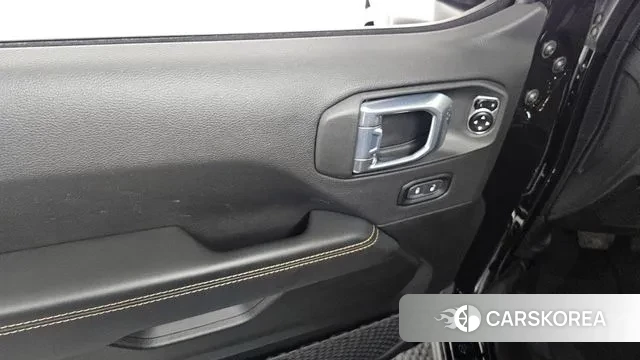 Jeep Wrangler (JL) id 3299890 из Кореи 8