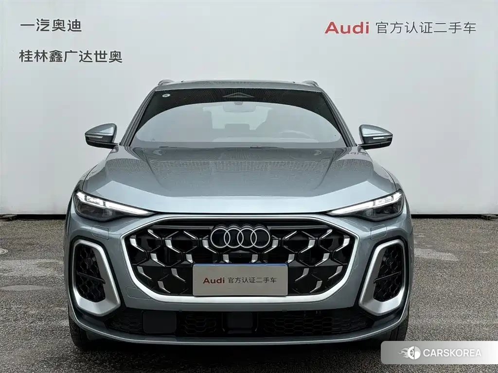 Audi Q5L id 4600398 из Китая 8