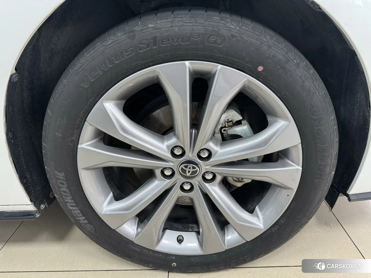 Toyota Saina id 4452355 из Китая 8