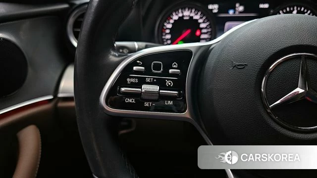 Mercedes-Benz E-Class W213 id 4196444 из Кореи 8