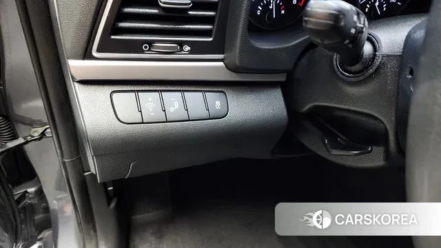 Hyundai Avante AD id 2986796 из Кореи 8