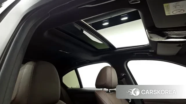 BMW 3 Series (G20) id 3007898 из Кореи 8