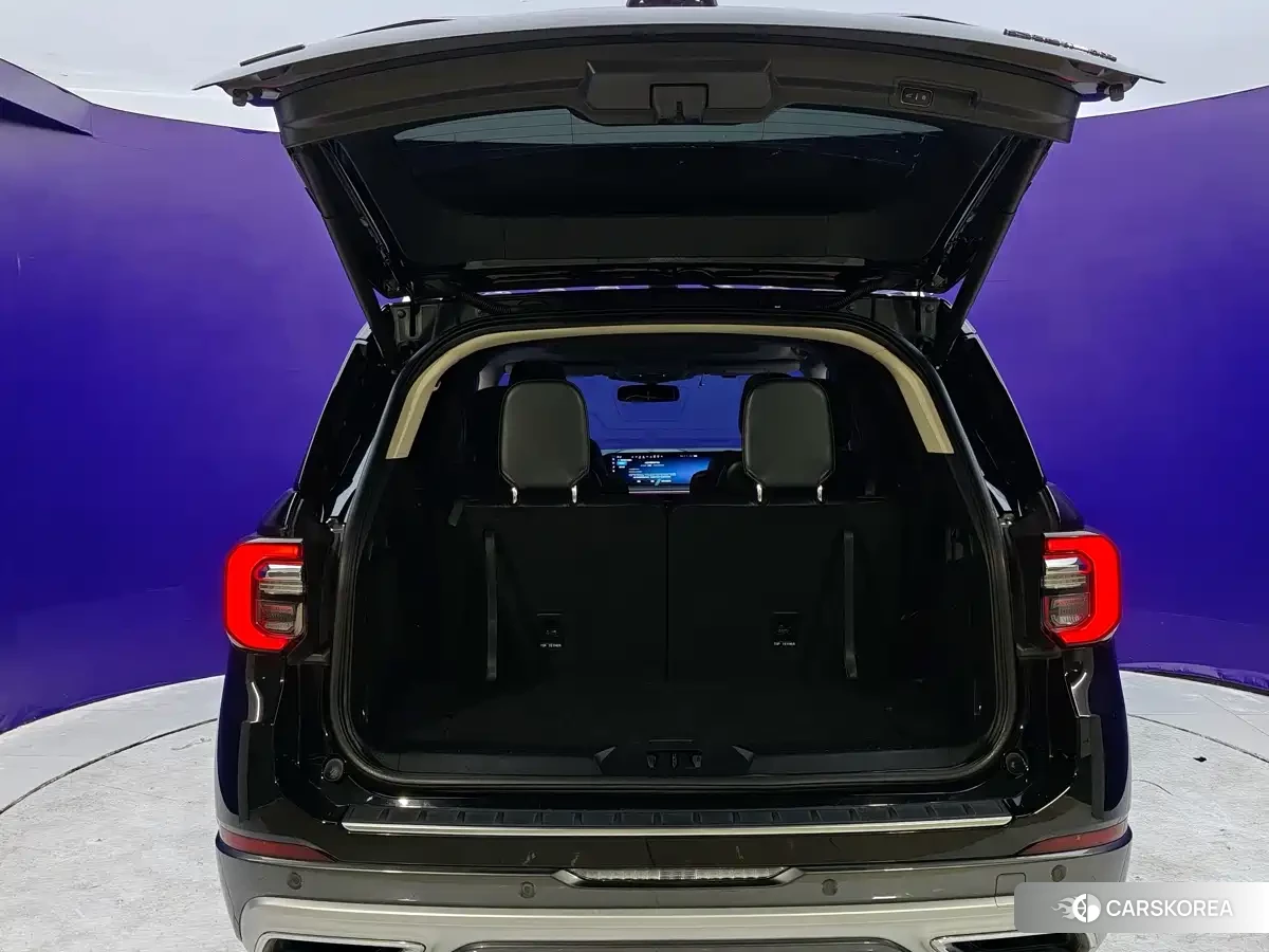 Ford Explorer id 4570549 из Китая 8