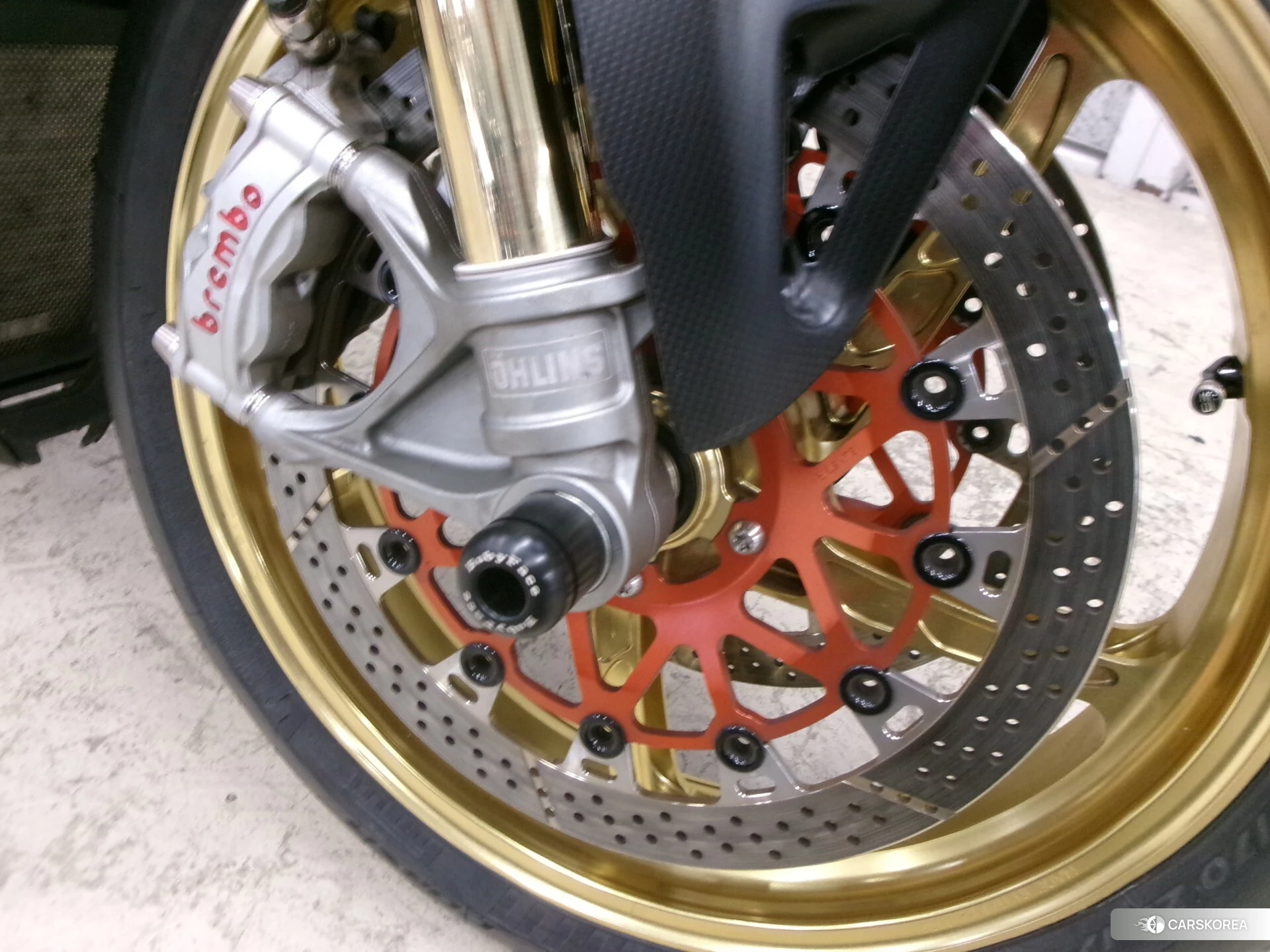 Ducati STREETFIGHTER V4 S id 3951998 из Японии 8