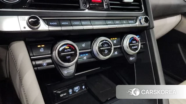 Genesis G70 id 3226636 из Кореи 8