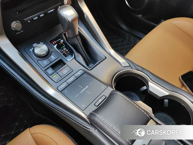 Lexus NX id 4262354 из Китая 8