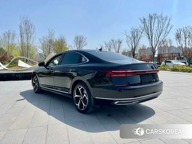 Volkswagen Passat id 4263831 из Китая 8