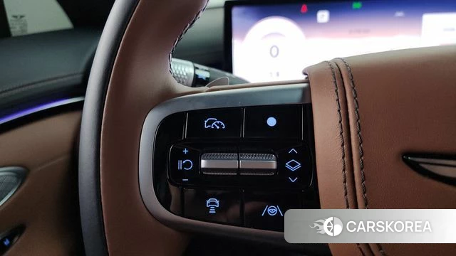 Genesis GV70 id 3939940 из Кореи 8