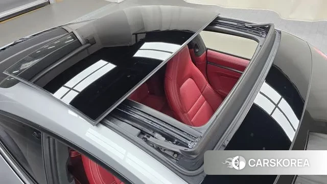 Porsche 911(992) id 3393584 из Кореи 8