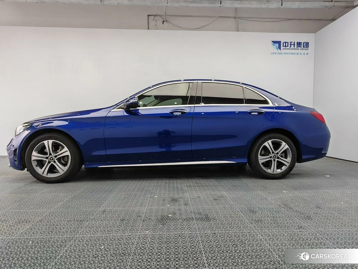 Mercedes-Benz Class C id 4467885 из Китая 8