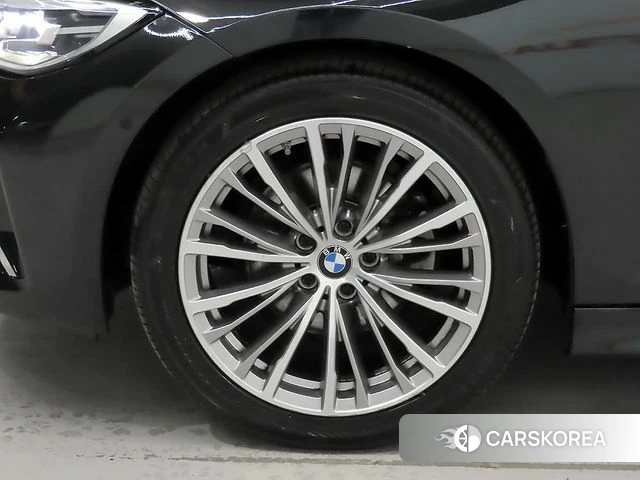 BMW 3 Series (G20) id 3923911 из Кореи 8