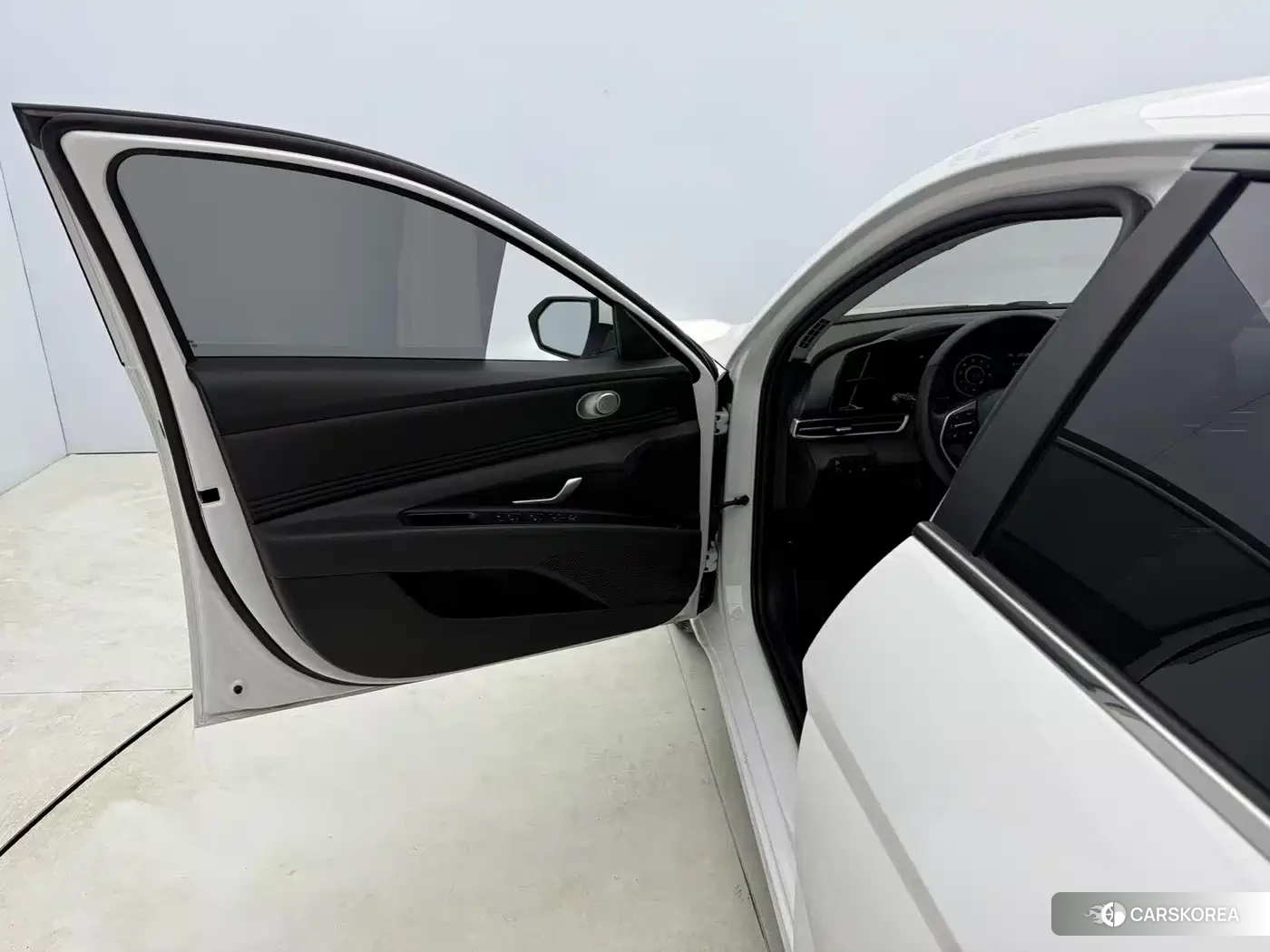 Hyundai Elantra id 4622380 из Китая 8