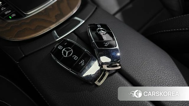 Mercedes-Benz E-Class W213 id 4872351 из Кореи 8