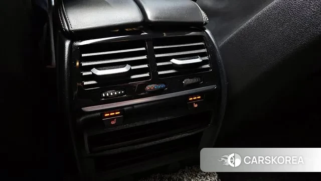 BMW 5 Series (G30) id 3514890 из Кореи 8