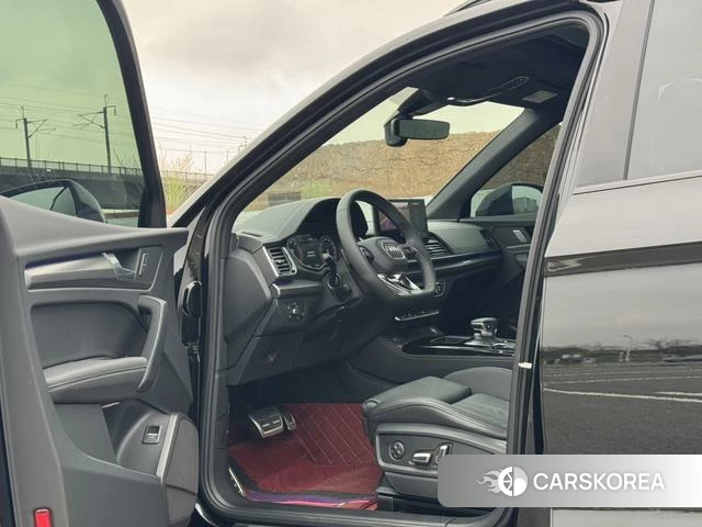 Audi Q5L id 4259613 из Китая 8