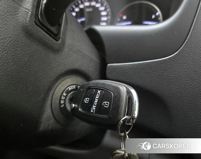 Hyundai The New Grand Starex id 3792086 из Кореи 8