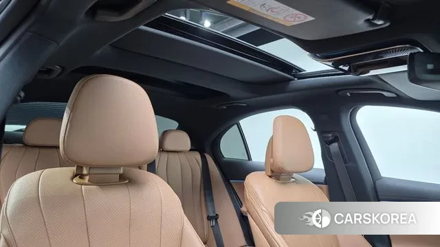 Mercedes-Benz E-Class W214 id 3731179 из Кореи 8