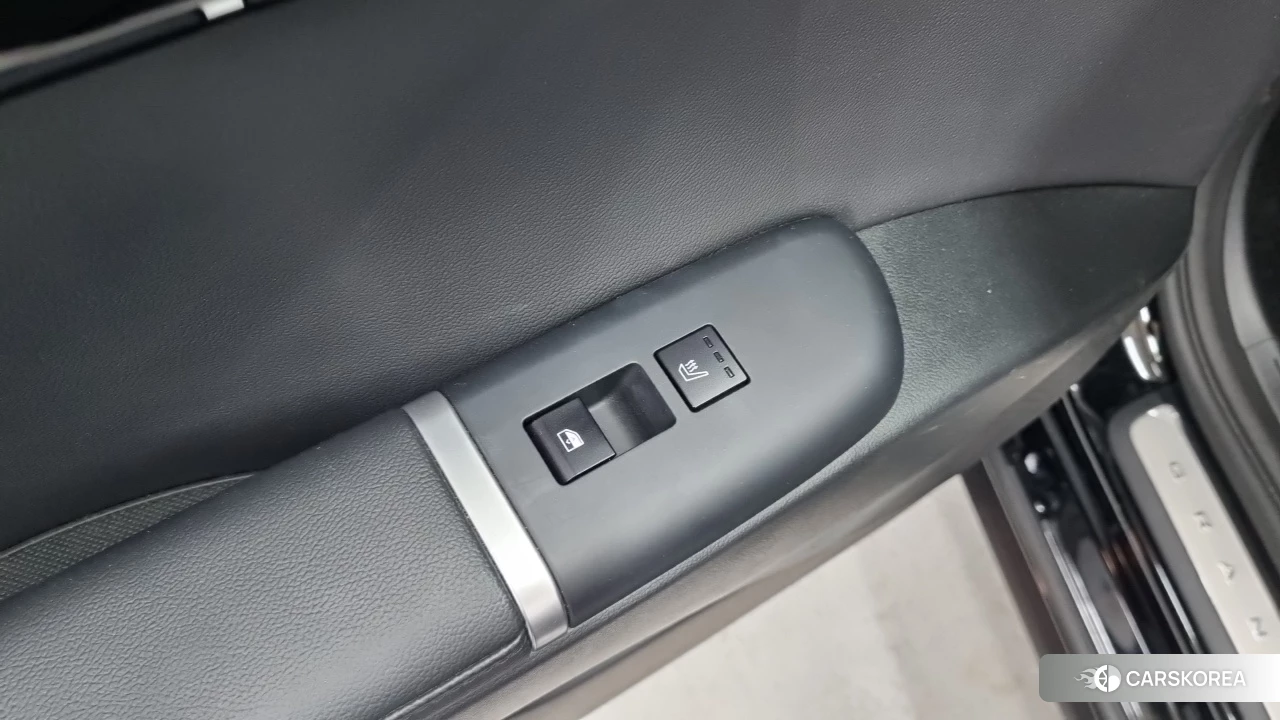 Hyundai Grandeur (GN7) id 4516788 из Кореи 8