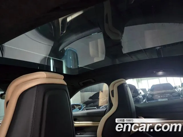 Porsche Taycan id 2727377 из Кореи 8