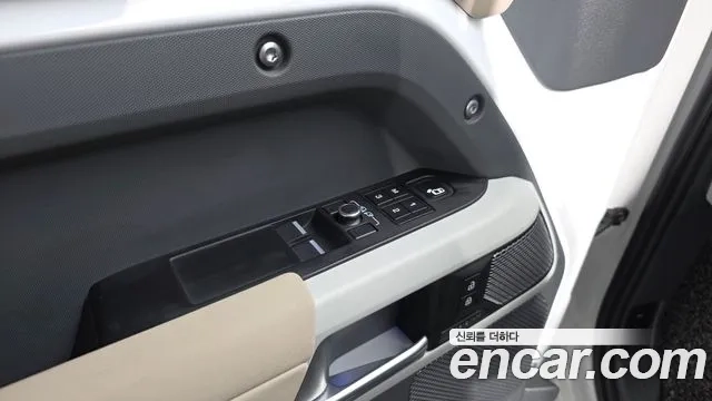 Land Rover Defender (L663) id 2906092 из Кореи 8