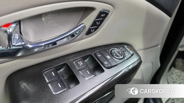 Kia The New Carnival id 4775700 из Кореи 8