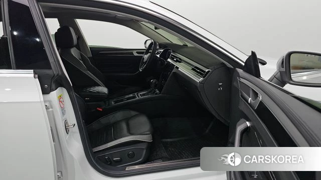 Volkswagen Arteon id 3922953 из Кореи 8