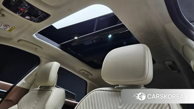 Hyundai Grandeur Hybrid (GN7) id 4432659 из Кореи 8