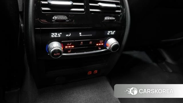 BMW 5 Series (G30) id 3877927 из Кореи 8