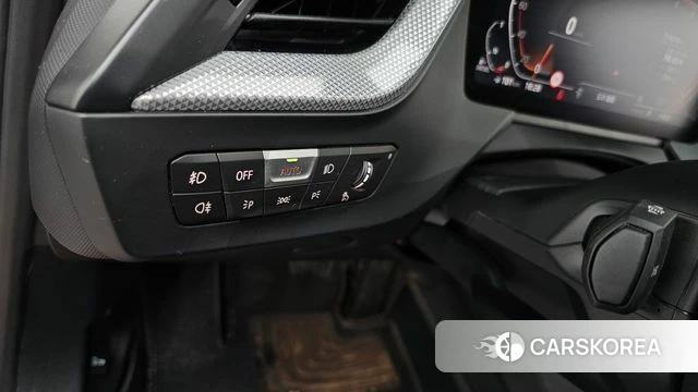 BMW 1 Series (F40) id 3916437 из Кореи 8