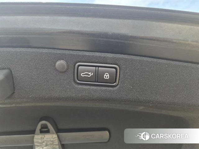 Hyundai The New Grandeur IG id 4268819 из Кореи 8