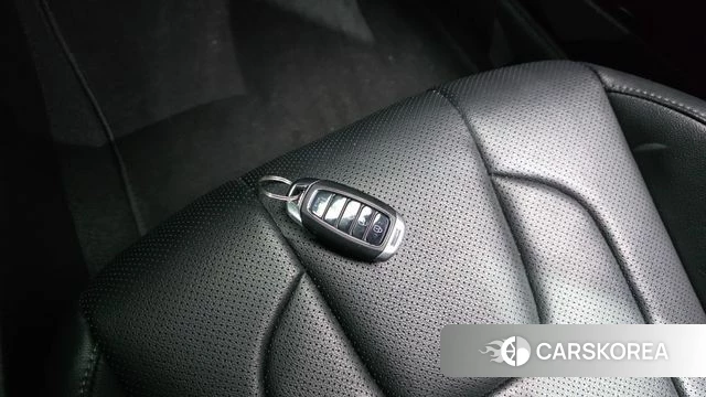 Hyundai Avante (CN7) id 4637129 из Кореи 8