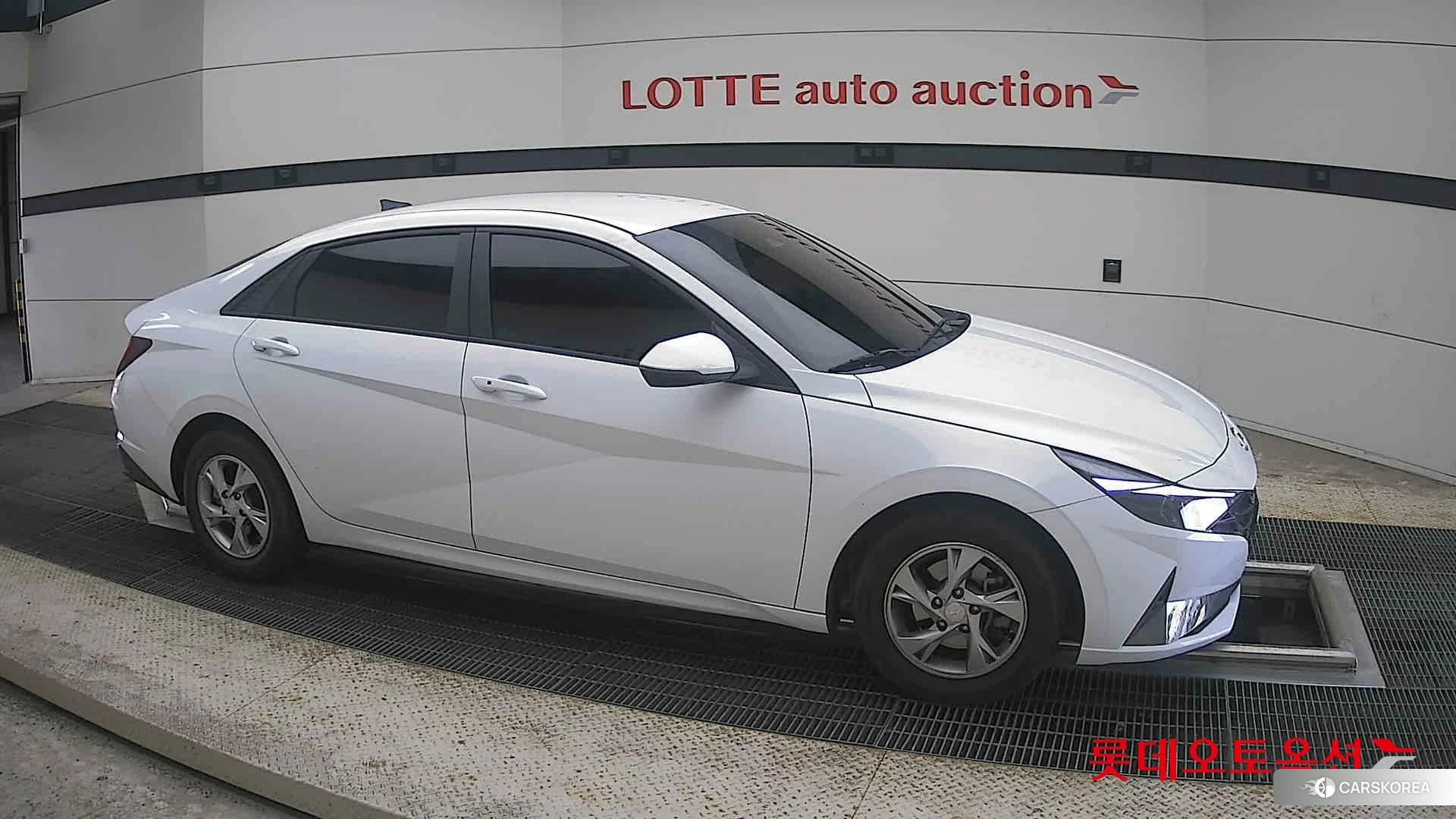 Hyundai Avante id 4504378 из Кореи 8