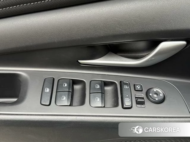 Hyundai Elantra id 4276219 из Китая 8