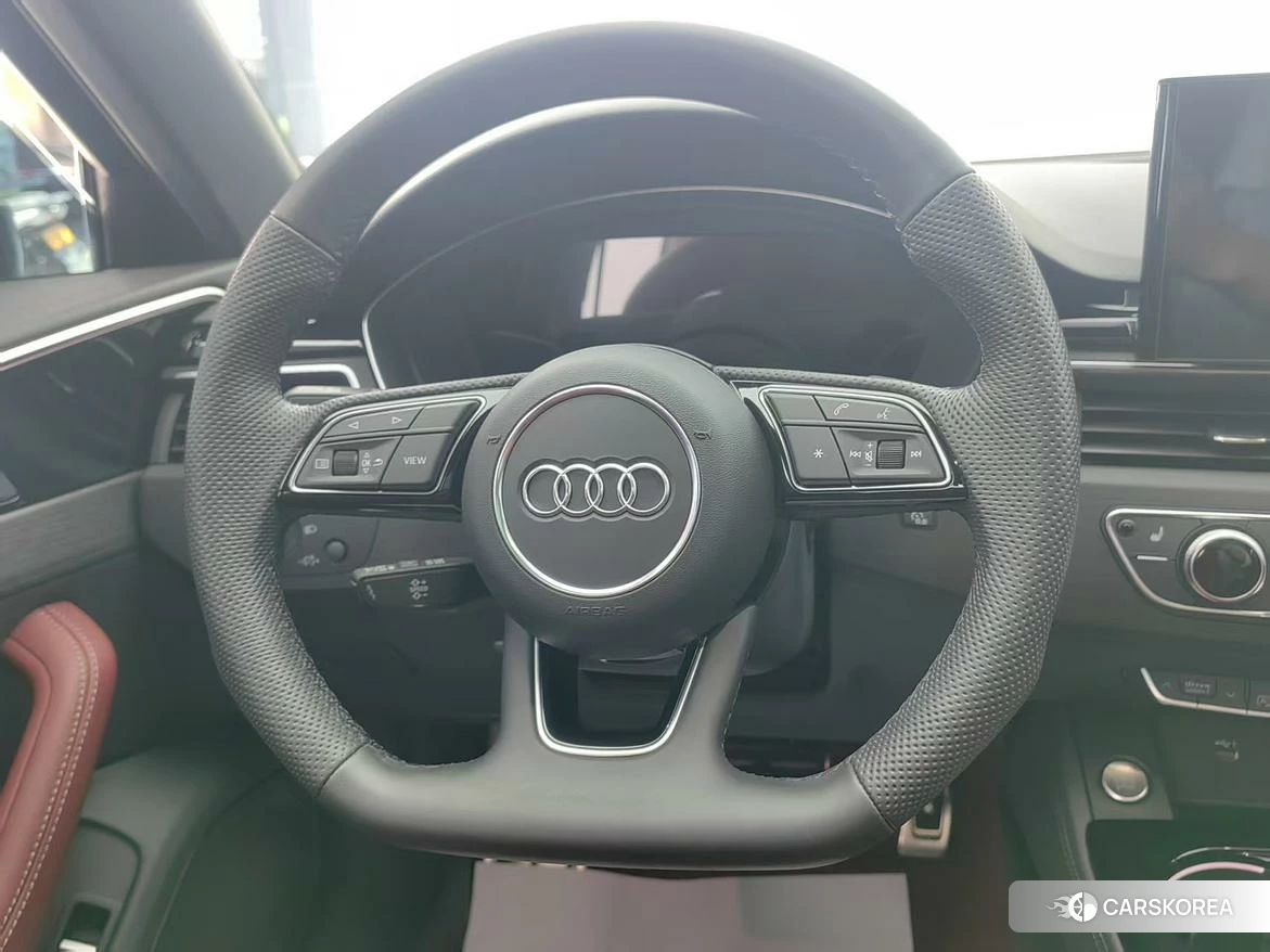 Audi A4L id 4455745 из Китая 8