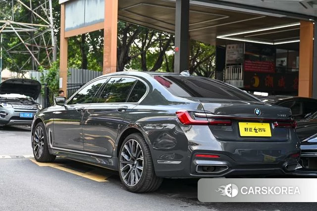 BMW 7 series id 4393490 из Китая 8