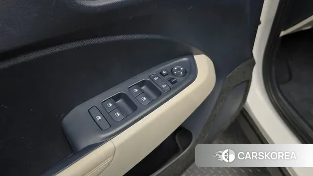 Hyundai Venue id 3640032 из Кореи 8