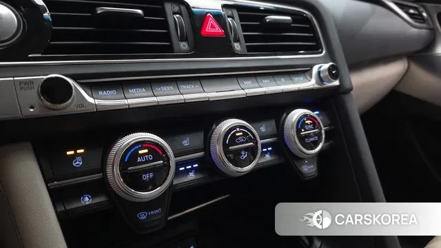 Genesis G70 id 3226672 из Кореи 8