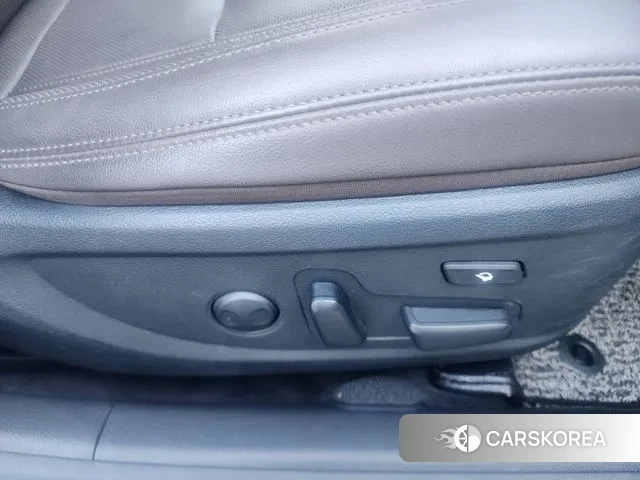 Hyundai The New Grandeur IG id 3468953 из Кореи 8