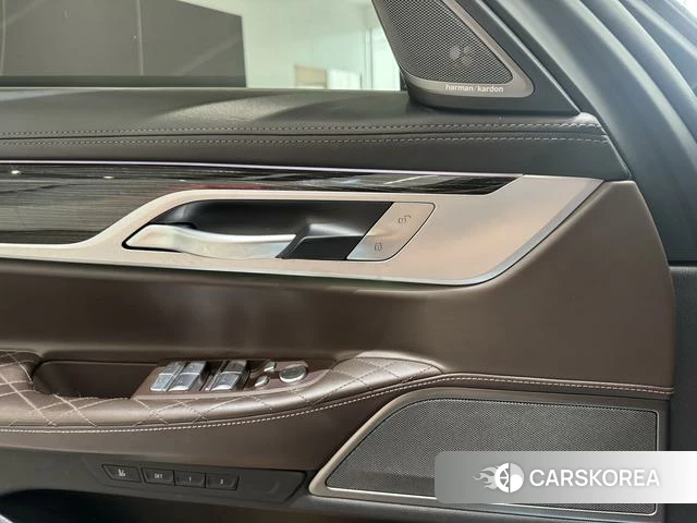BMW 7 series id 4279107 из Китая 8