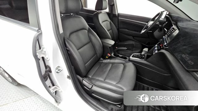 Hyundai The New Avante AD id 4477085 из Кореи 8