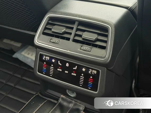 Audi A6L id 4328818 из Китая 8
