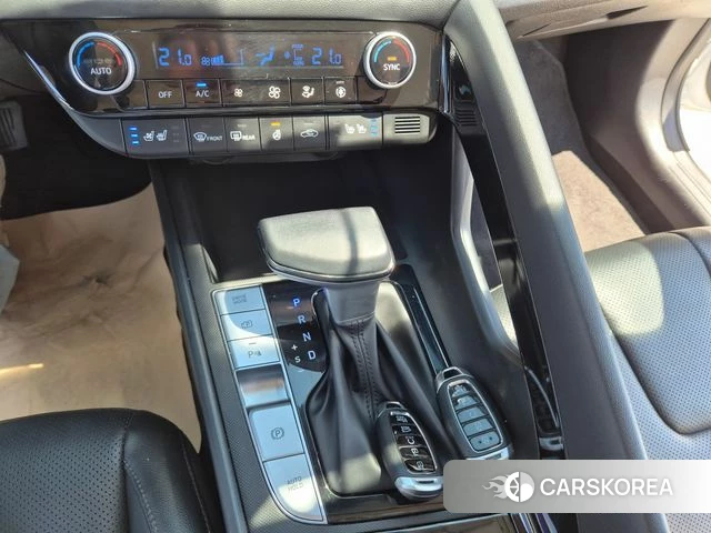 Hyundai Avante Hybrid (CN7) id 4513109 из Кореи 8