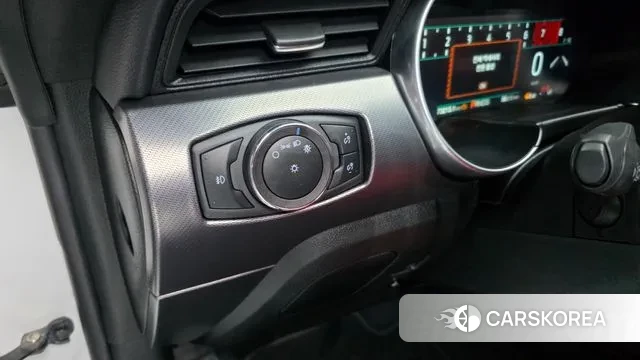 Ford Mustang id 3656107 из Кореи 8