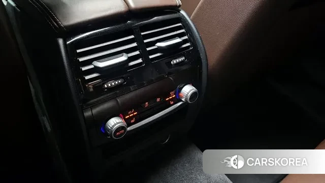 BMW 5 Series (G30) id 3345340 из Кореи 8